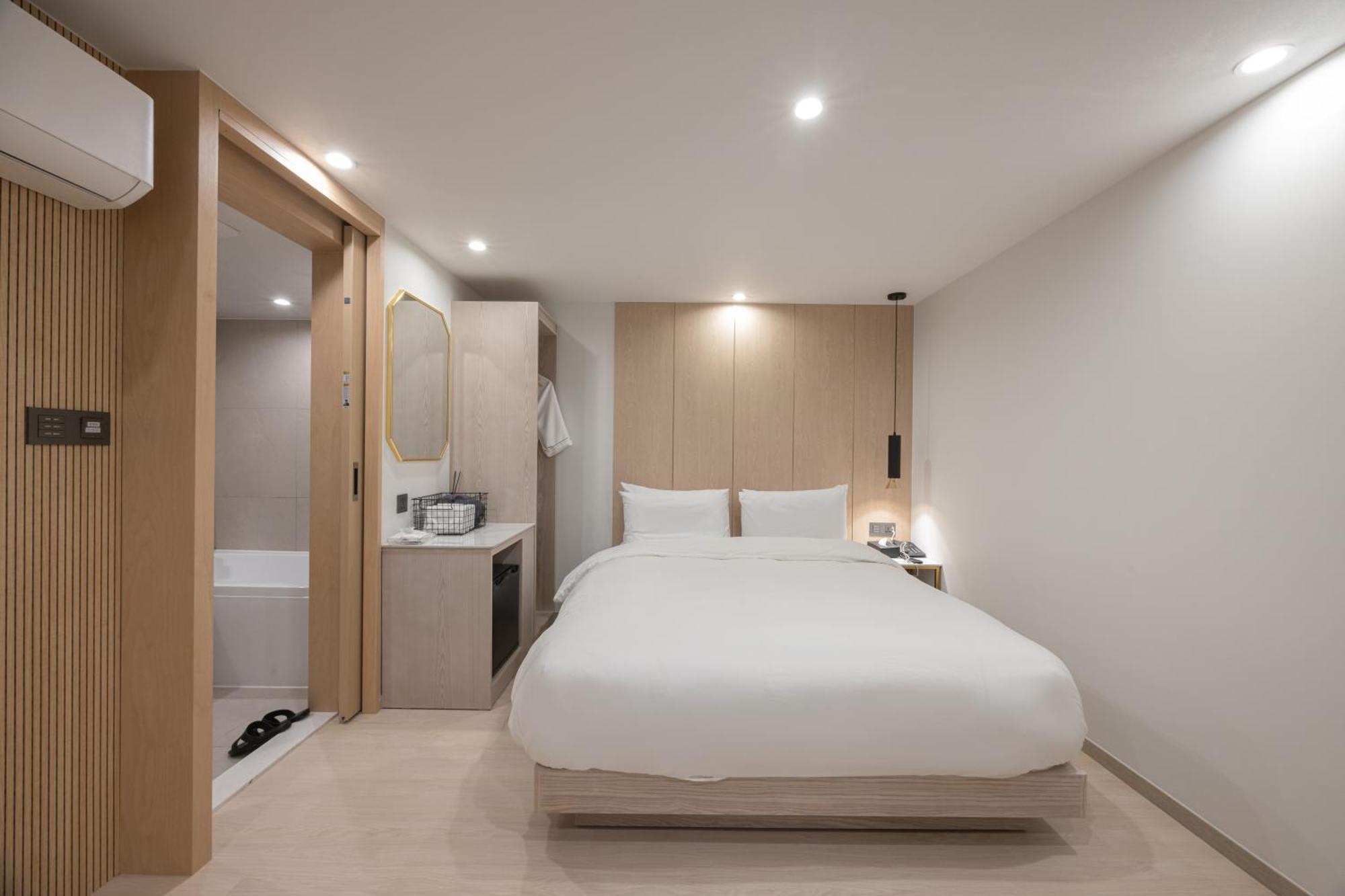 בוסאן Hotel Bellus מראה חיצוני תמונה